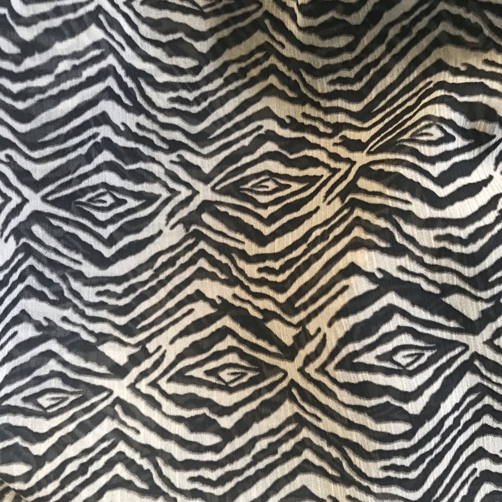Zebra Print Sheer Ruffle Top - Picture 4 of 4
